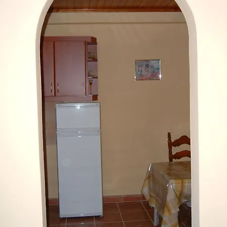 Nefeli House Lefkímmi