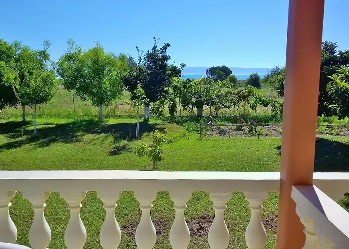 Nefeli House Hébergement de vacances *
