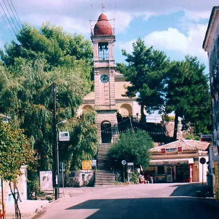 度假居 Nefeli House