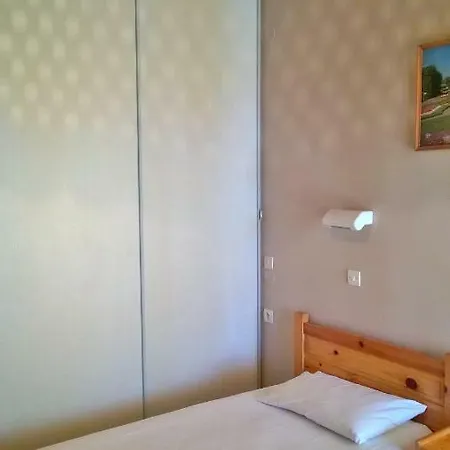 Nefeli House *