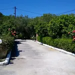 Nefeli House Hébergement de vacances Lefkimi