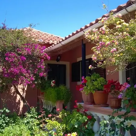 Nefeli House Vakantiehuis Lefkímmi